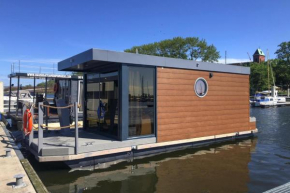 Houseboats in Dziwnów, close to the sea in Dziwnów